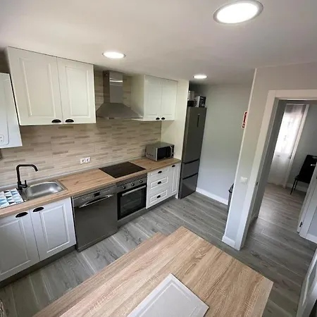 Piso Centrico En Apartamento Arriondas